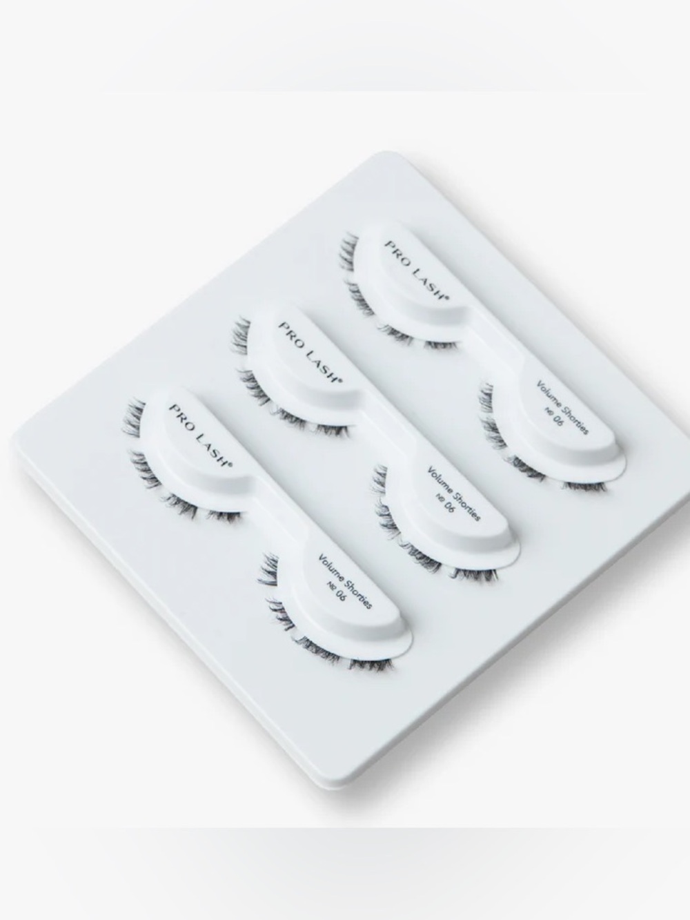 Pro Lash Volume Shorties No. 06